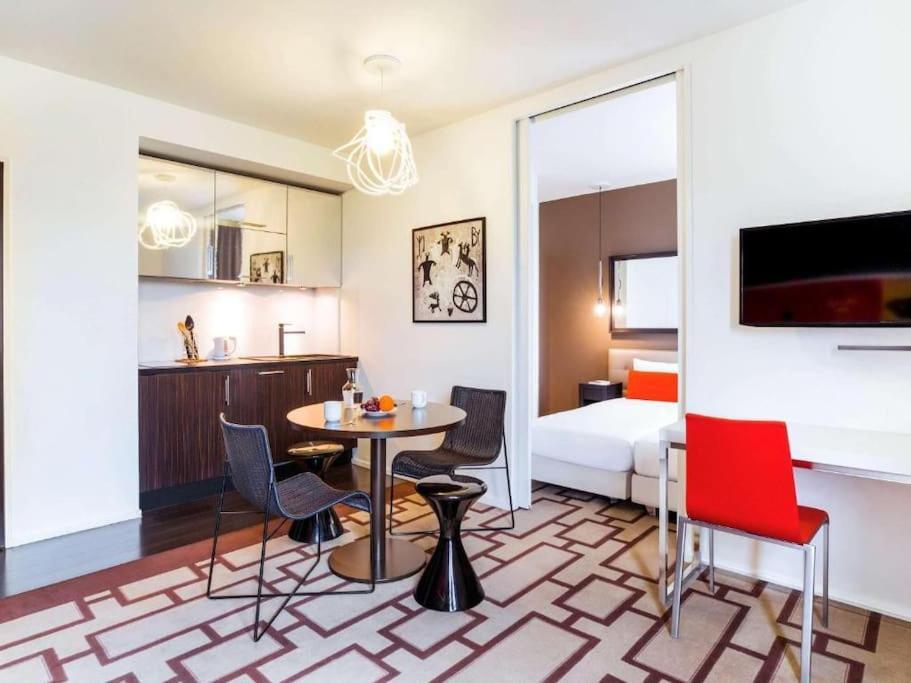 Disneyland Deluxe Flat, Outside Pool, Climatisation, 1 Min To Disney Parks Serris Eksteriør billede